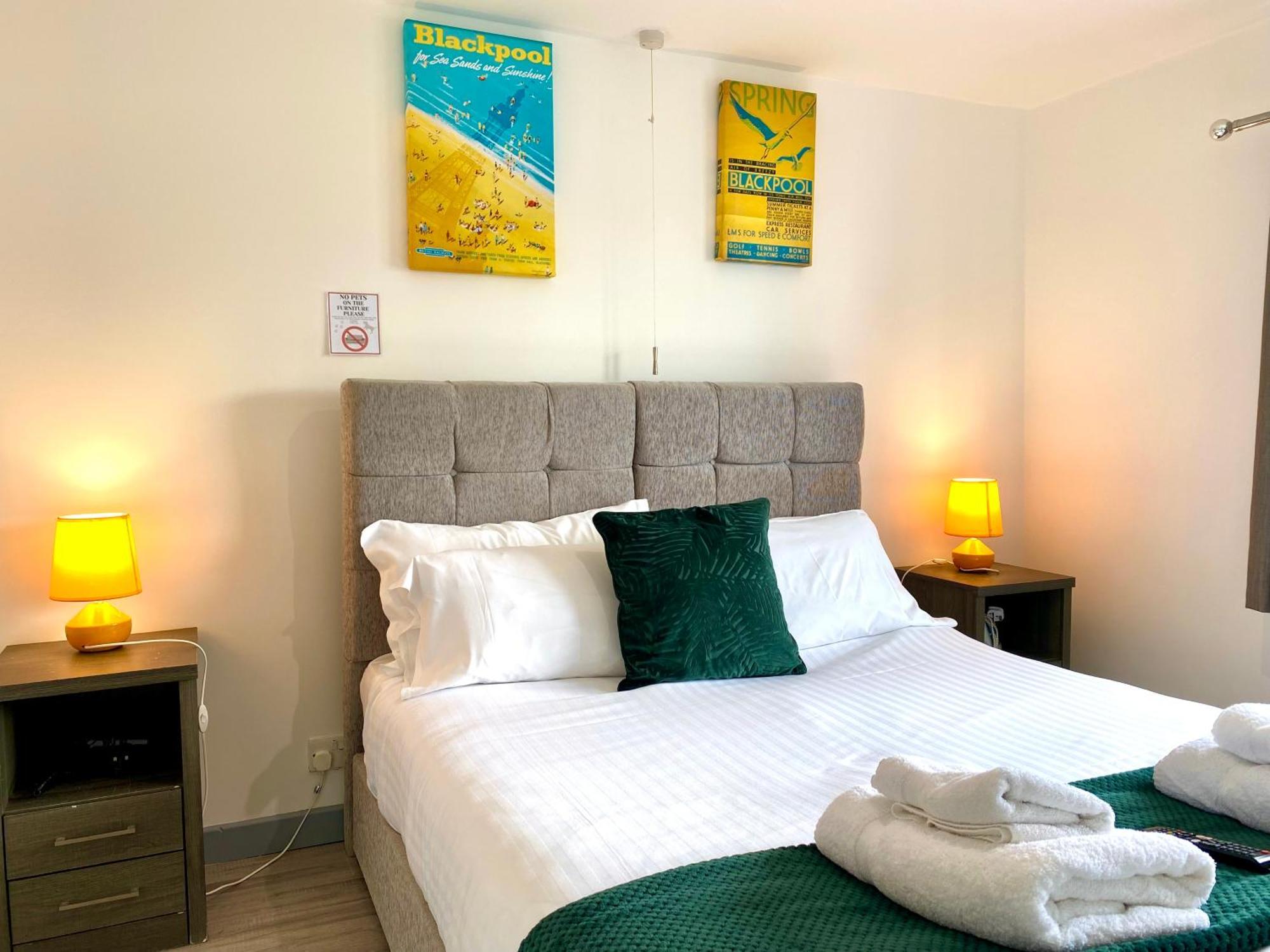 Kennedy House By Blackpool Service Apartments Exteriör bild